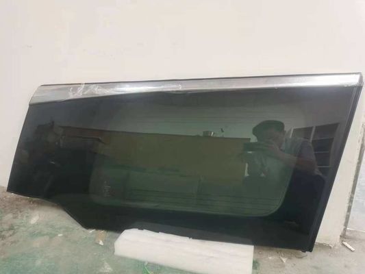 Alphard GGH30 Toyota Replacement Glass , Auto Body Glass With Bright Stripes
